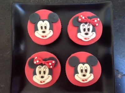 Afbeelding voor “Mickey & Minnie Cupcakes”