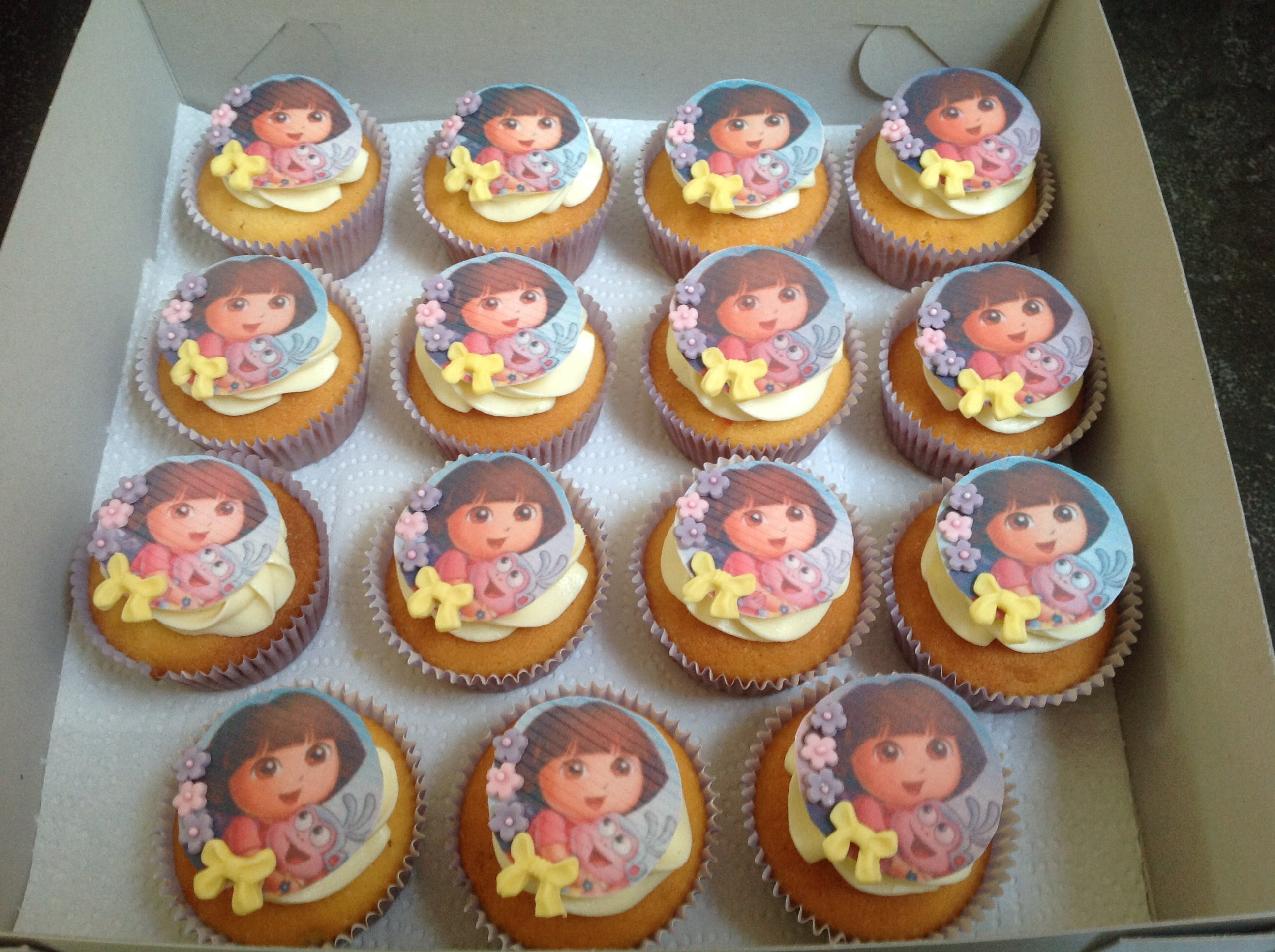 Afbeelding voor “Dora cupcakes‏”