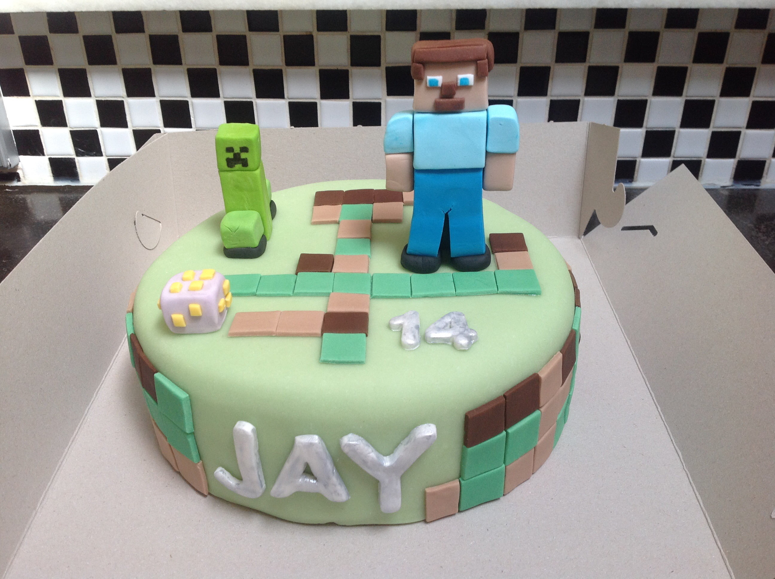 Afbeelding voor “Minecraft taart”