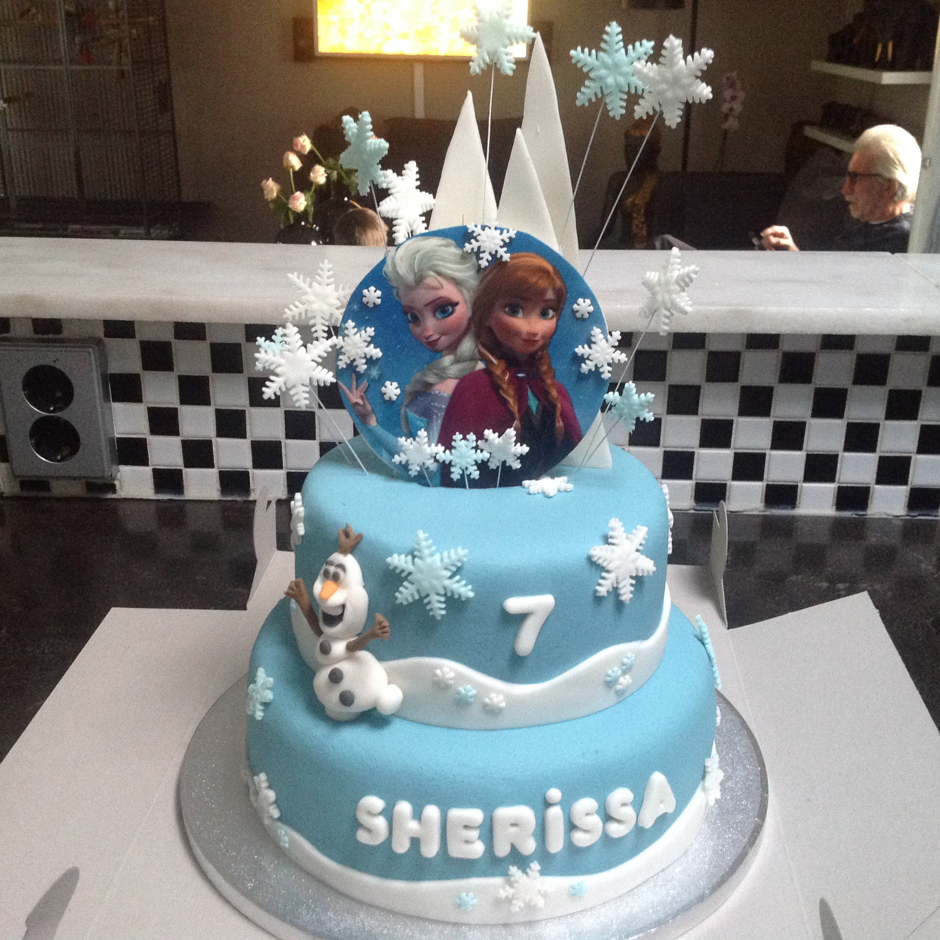 Afbeelding voor “Frozen taart”