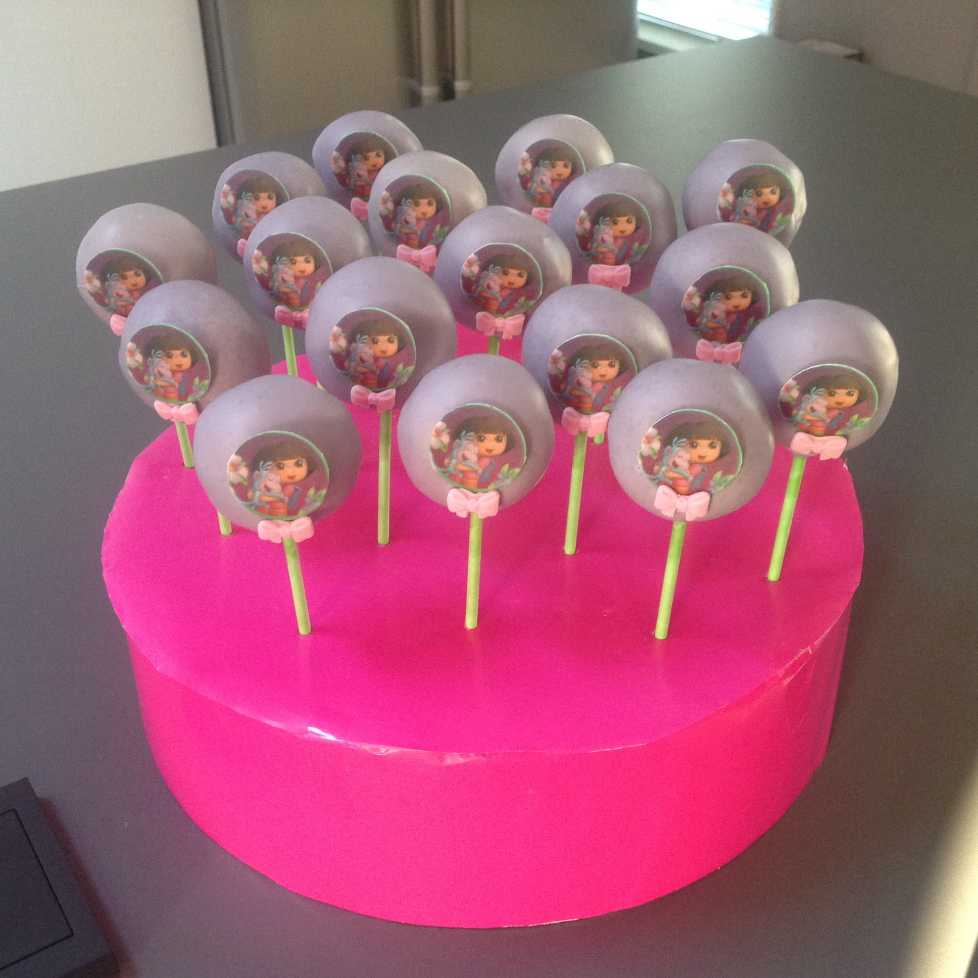 Afbeelding voor “Dora cakepops”