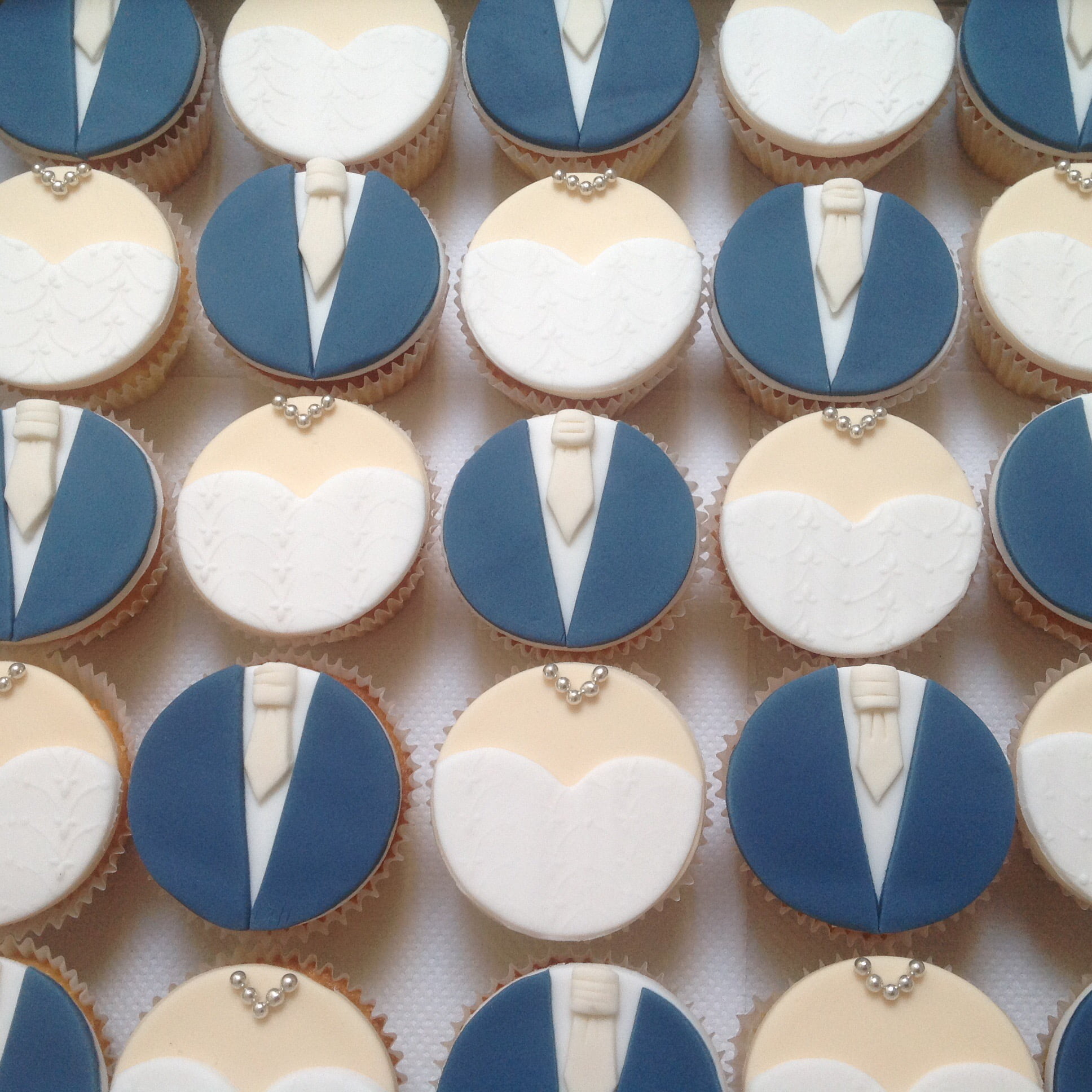 Afbeelding voor “Bruids cupcakes”