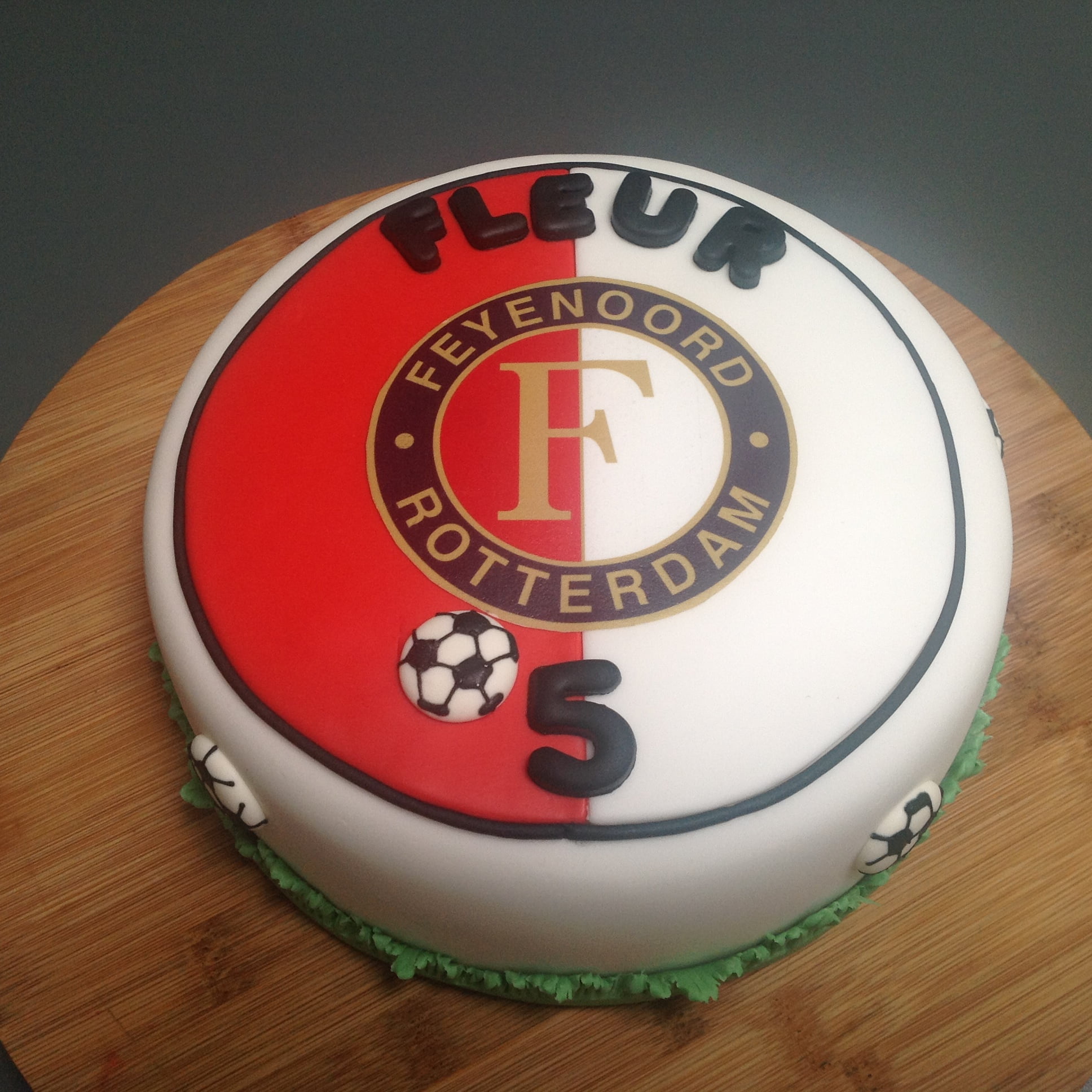 Afbeelding voor “Feyenoord taart”