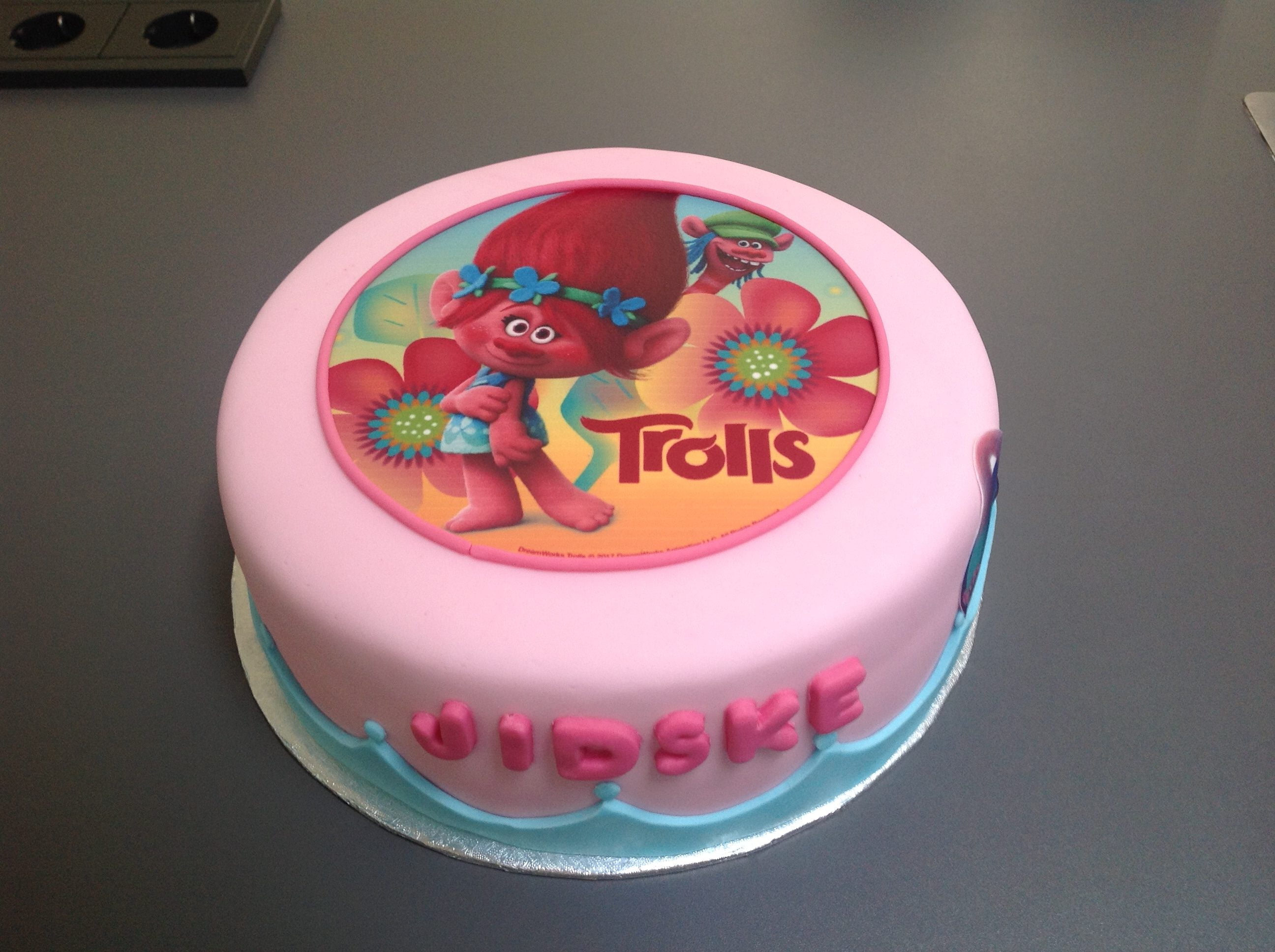 Afbeelding voor “Trolls taartje”