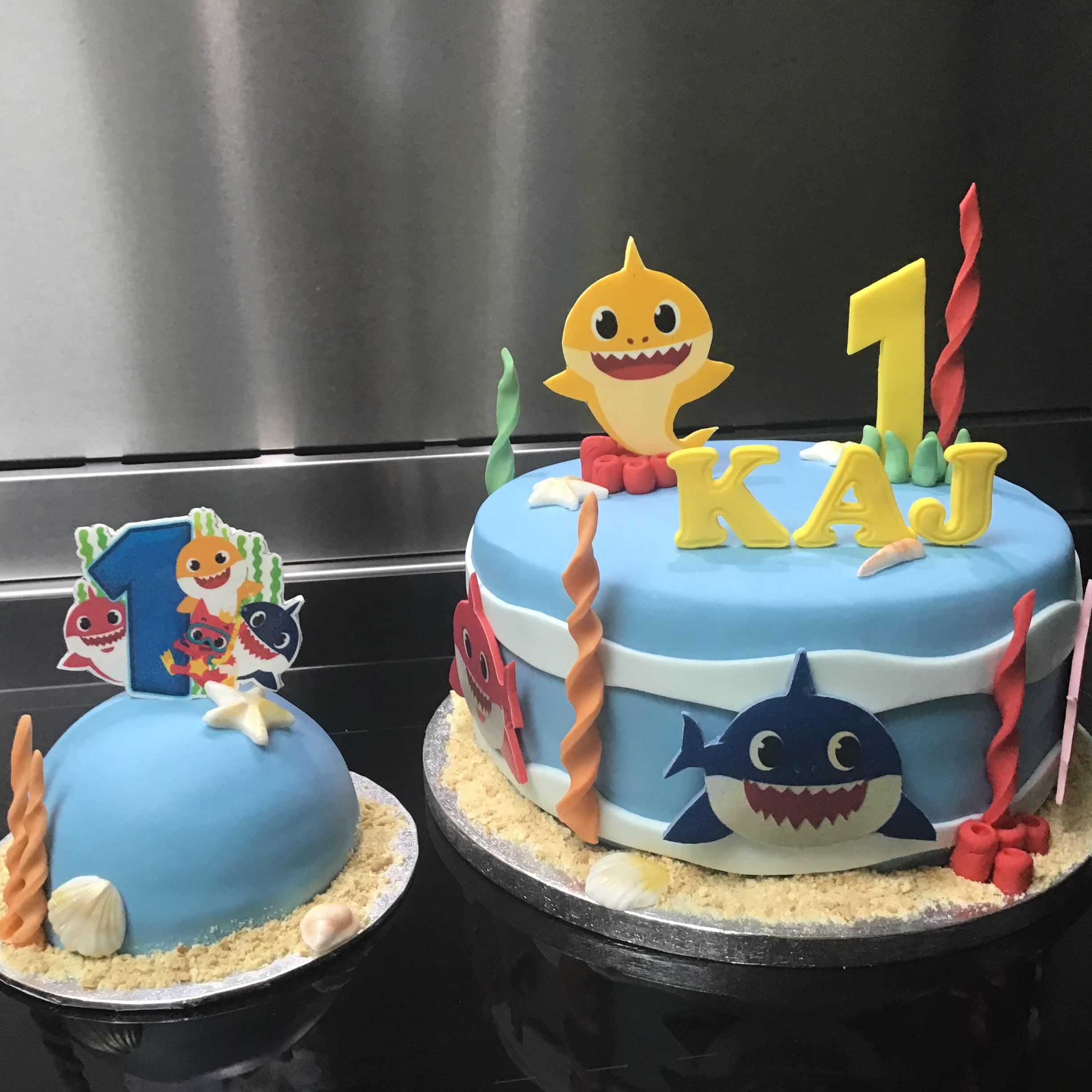 Afbeelding voor “Baby Shark taart”