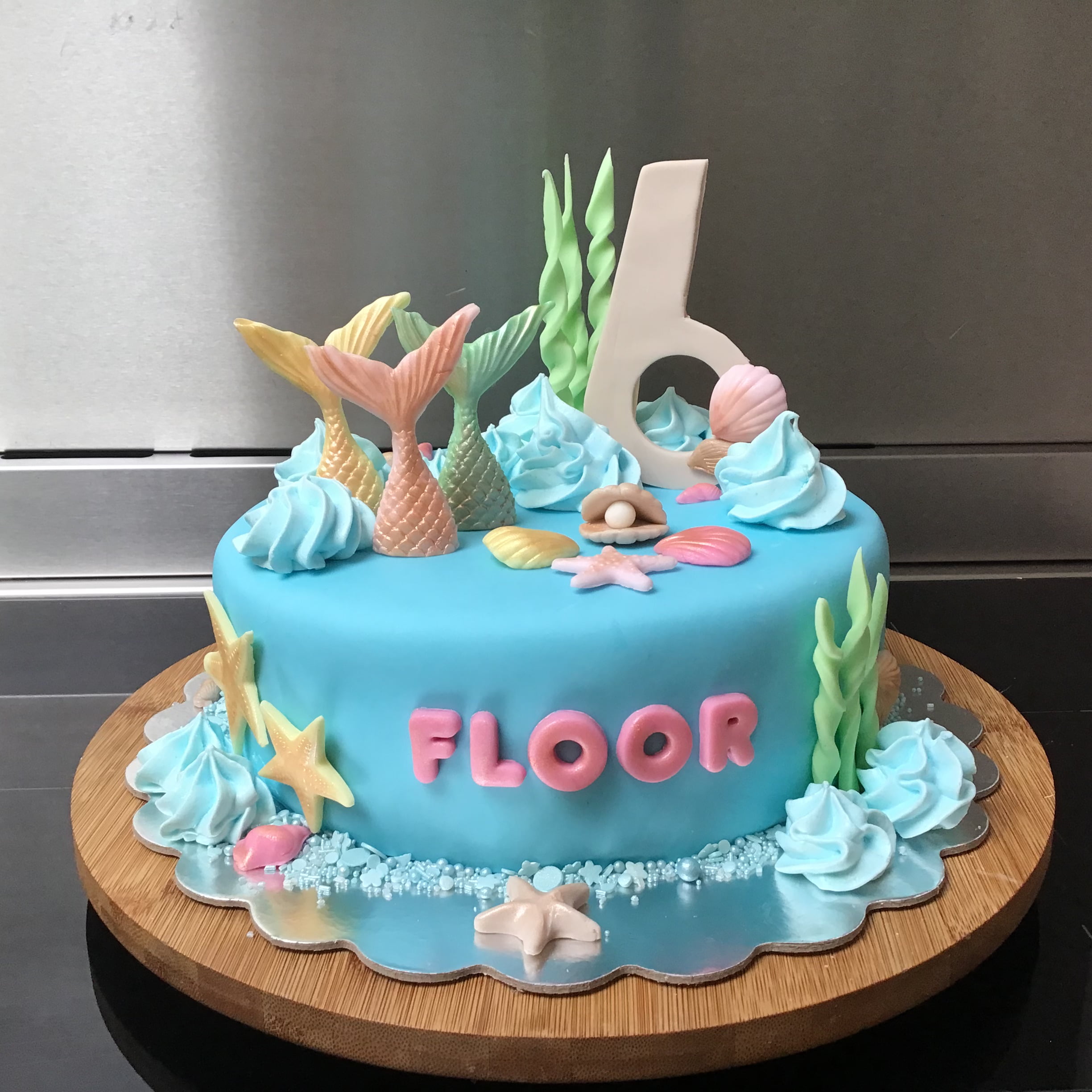 Afbeelding voor “Zeemeermin taart”