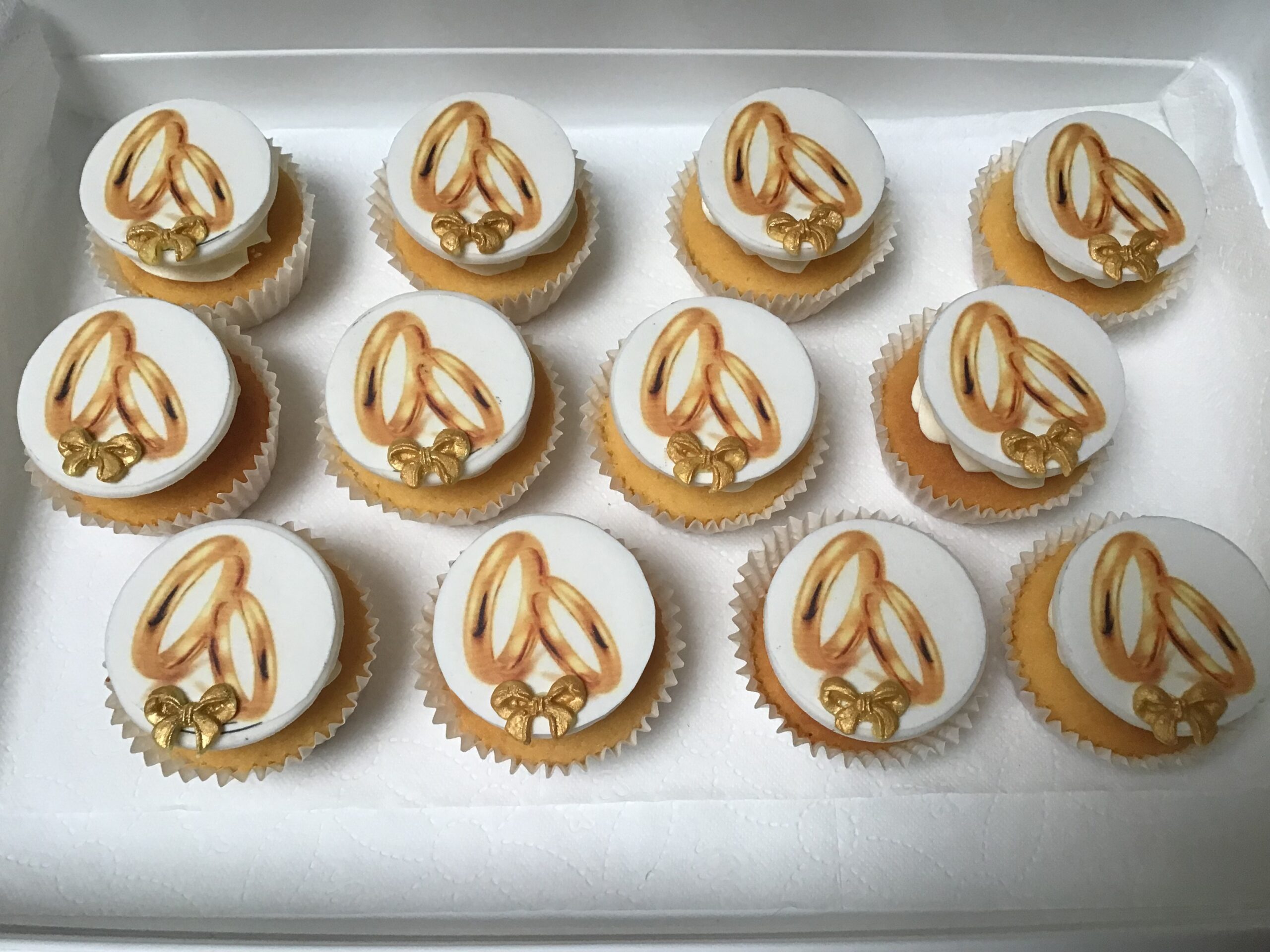 Afbeelding voor “Bruid cupcakes”