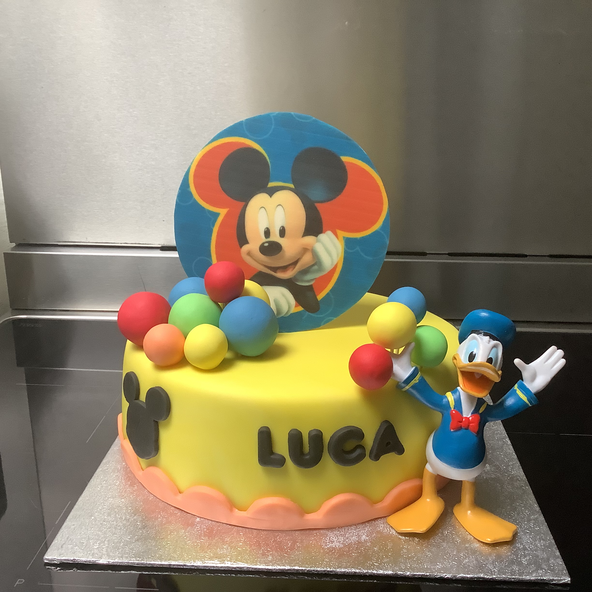 Featured image for “Mickey Mouse taart”